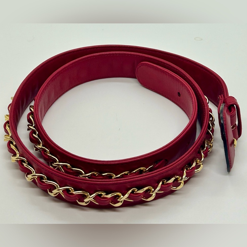 CHANEL Vintage Gold Chain Red Leather Belt NEW CONDITION - Picture 3 of 8